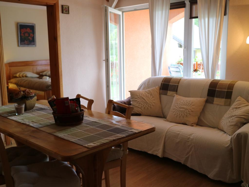 Apartment Luka Kuterevo Eksteriør billede