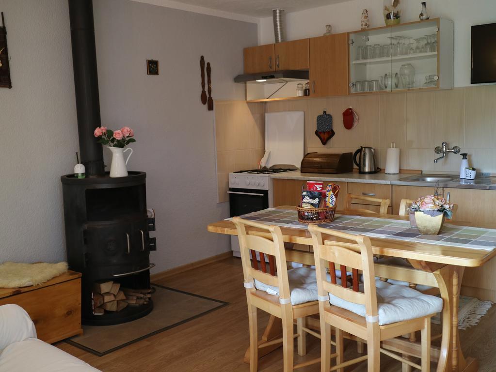 Apartment Luka Kuterevo Eksteriør billede